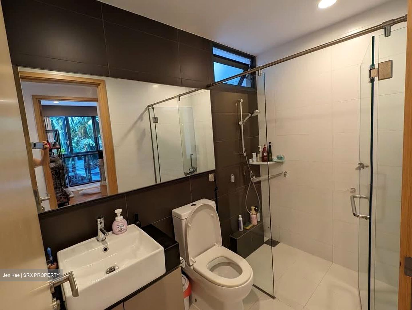 Esparina Residences (D19), Condominium #575055441